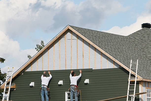 Professional Siding technician working in Rheems, PA